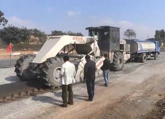 WR2300L，鄭州S321省道水穩路基冷再生