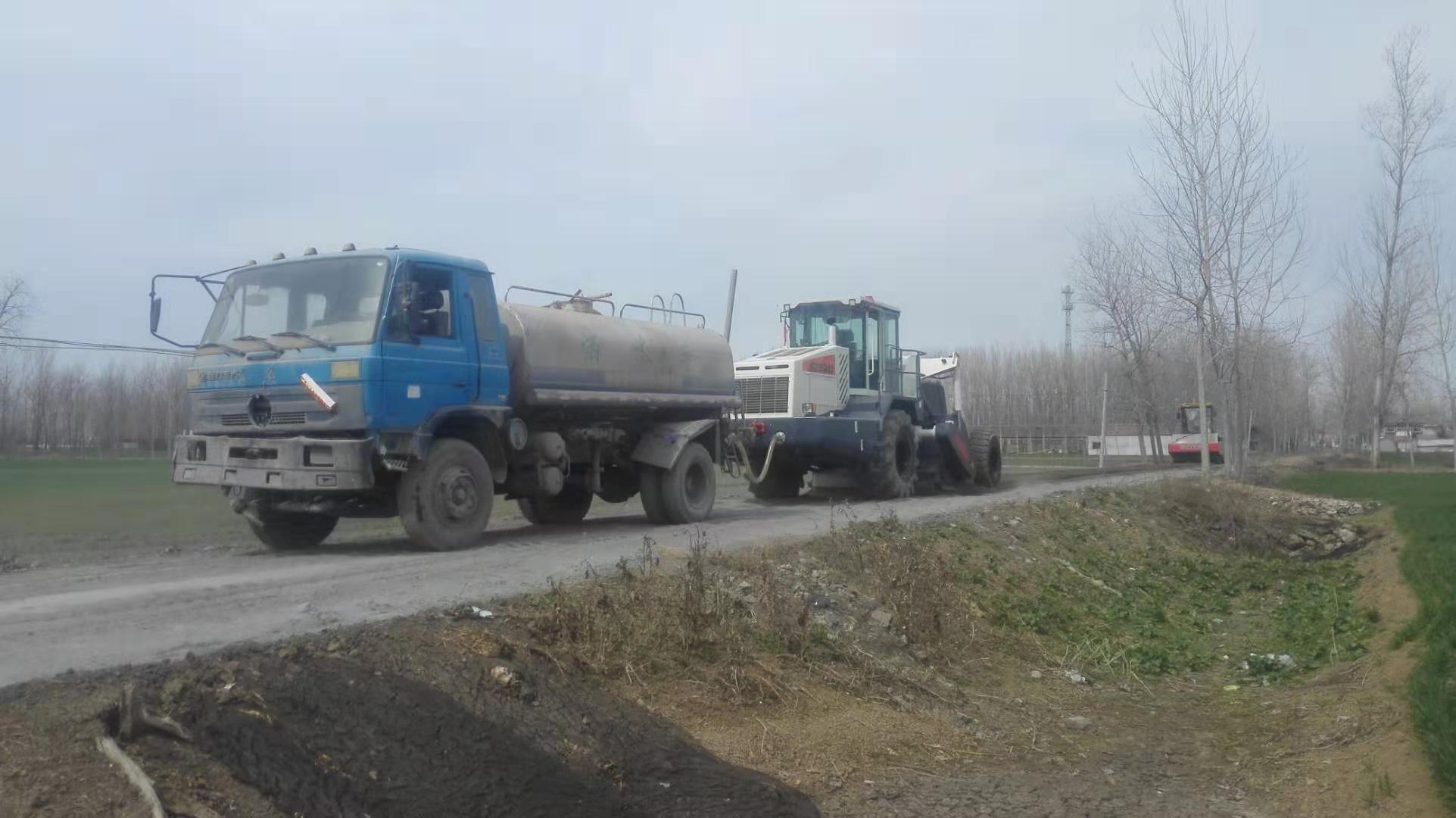 RZ530，冷再生施工